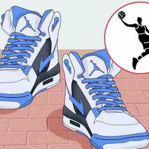 Hoe om Air Jordan skoene te gebruik