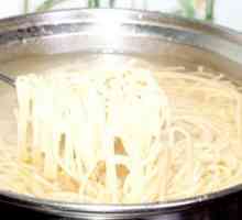 Hoe om spaghetti a la carbonara te maak