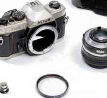 Hoe om die kamera en die lens van `n 35 mm skoon te maak