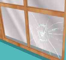 Hoe om `n gebroke venster in `n houtraam te herstel