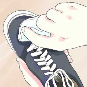 Hoe om skoene op te slaan