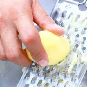 Hoe om `n aartappel gesigmasker te maak