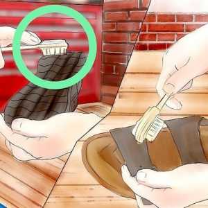 Hoe om Birkenstock skoene skoon te maak