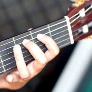 Hoe om jou vingers te verbeter om die kitaar te speel