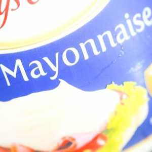 Hoe om mayonnaise te gebruik as `n haarversorger
